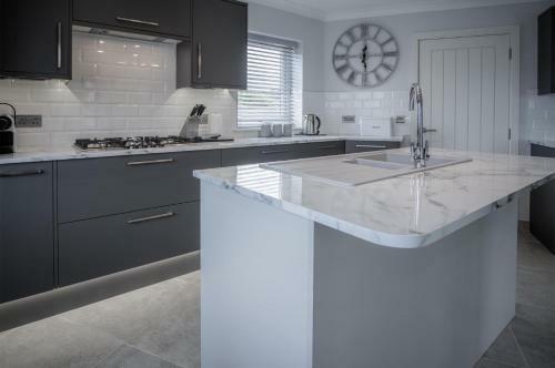 Gower View - 4 Bedroom Luxurious Holiday Home - Saundersfoot