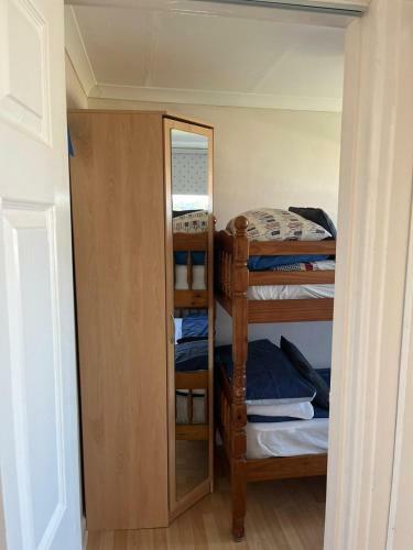Chalet 40 Sandown Bay Holiday Centre