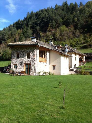 Hostal Maso Toneto