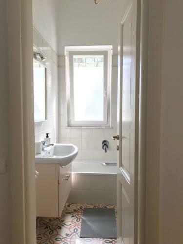 La Riviera Bed & Breakfast