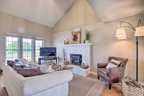 Relaxing Townhome, 4 Mi To Mizzou University!