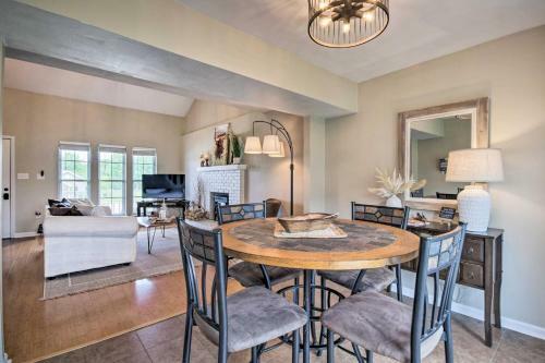 Relaxing Townhome, 4 Mi To Mizzou University!