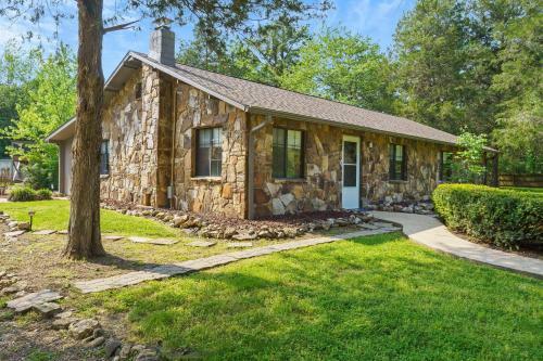 The Cozy Cottage Getaway