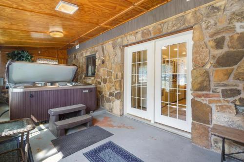 The Cozy Cottage Getaway