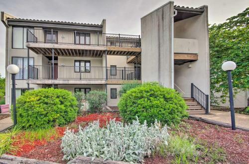 Apartamento Stylish Ozarks Getaway With Resort Amenities!