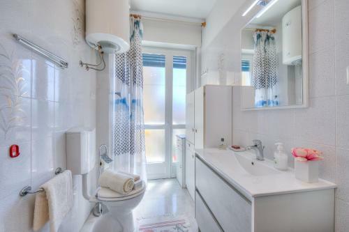 Elena Apartment - Happy Rentals