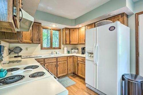 Airy Branson Home With Lake Access And Grills!