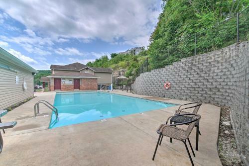 Apartamento Cheerful Condo Patio, 2 Mi To Branson Strip!