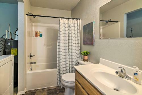 Pet-friendly West Plains Home Near Downtown!