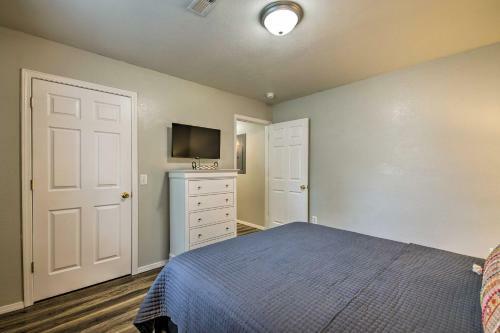 Pet-friendly West Plains Home Near Downtown!