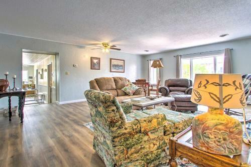 Charming Choteau Apartment Central Location!