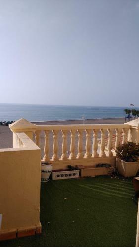 Apartamento Duplex En Primera L�nea De Playa. Preciosas Vistas