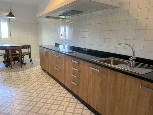Casa Para 8 Con Jard�n Terraza Y Barbacoa
