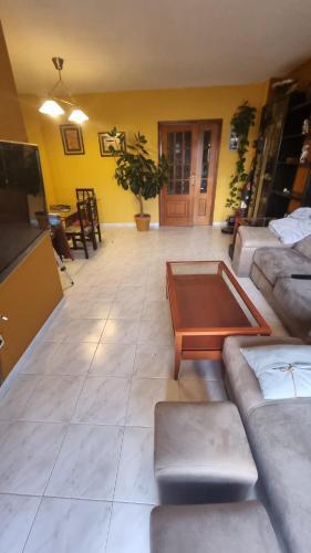 Apartamento San Luis 3�b Con Plaza De Garaje