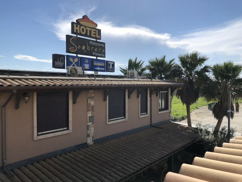 Hotel El Sombrero