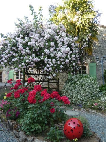 Hostal O 4 Saisons De Breilbon