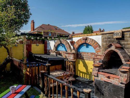 Tufty's Place-uk31419