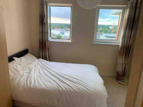 Charming 2-bed Apartment In Slough