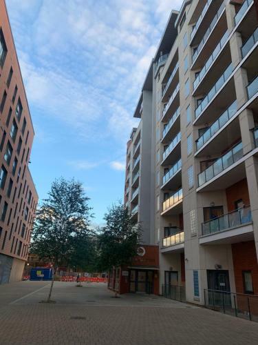 Charming 2-bed Apartment In Slough