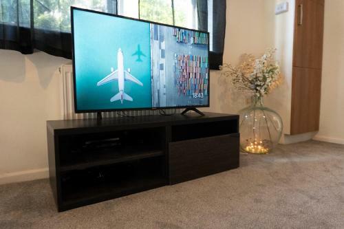 Studio Apartment W/ Private Garden Near Albert Rd
