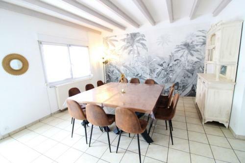 Maison De 4 Chambres Avec Jacuzzi Jardin Clos Et Wifi A Gerardmer