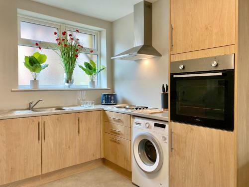 Fabulous 1 Bedroom Apartment - Sleeps 4