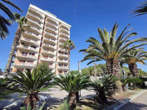 Apartamento Bilocale Vegas Prima Fila Mare
