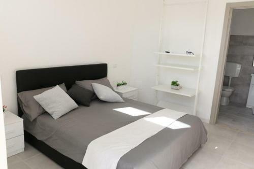 Bed & Breakfast Resort Leonardo - Pool And Restaurant