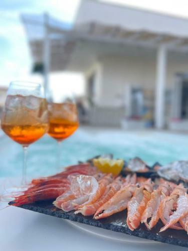 Bed & Breakfast Resort Leonardo - Pool And Restaurant