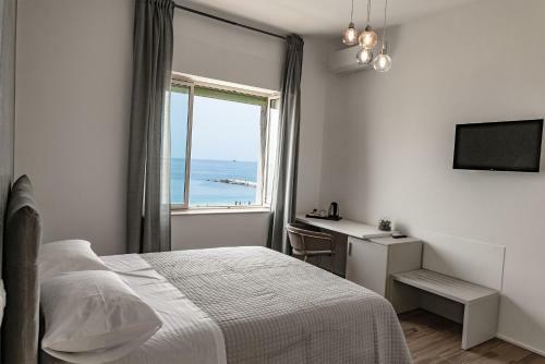Bed & Breakfast Cas? A Mare - Beachfront Luxury Suites