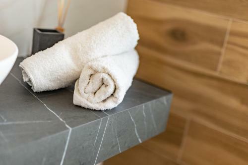 Bed & Breakfast Cas? A Mare - Beachfront Luxury Suites