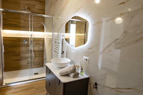 Bed & Breakfast Cas? A Mare - Beachfront Luxury Suites