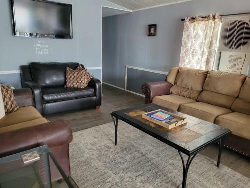 Hostal Mobilehome To Yourself 2 Rooms 1 Bath