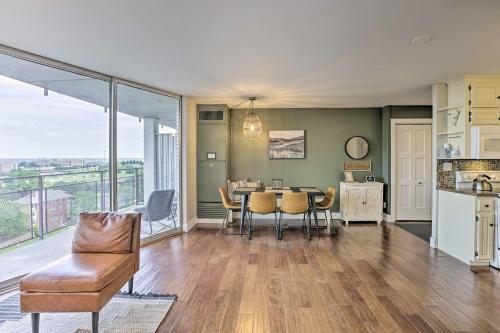 Apartamento 7th-floor Omaha Condo With Balcony And Park Views
