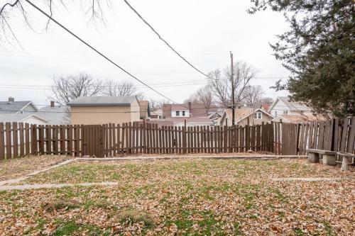 Charming Mid-century Home In Historic Omaha