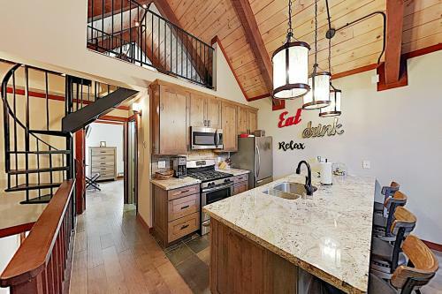 Creekside Retreat