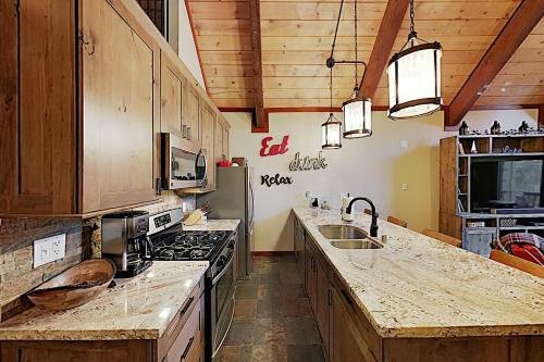 Creekside Retreat