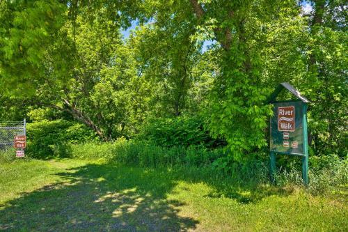 Main Street Colebrook Apartment On River Walk