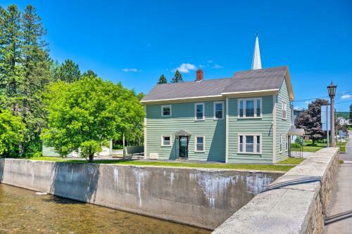 Main Street Colebrook Apartment On River Walk