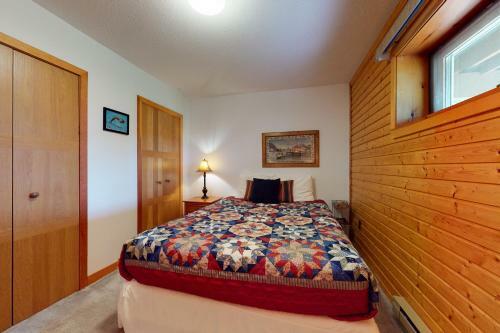 Sunbrook Chalet