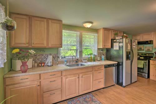 Pet-friendly Franklin Retreat With Pool And Grill