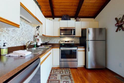 Shea Chalet