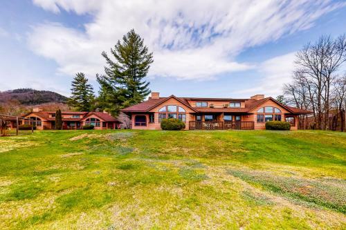 White Mountain Retreats