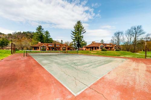White Mountain Retreats