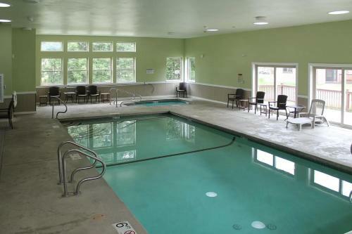 White Mountain Retreats