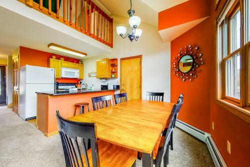 White Mountain Retreats