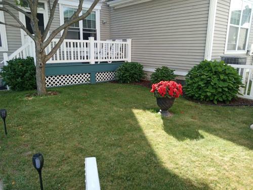 4 Br On Boards W/ Hot Tub