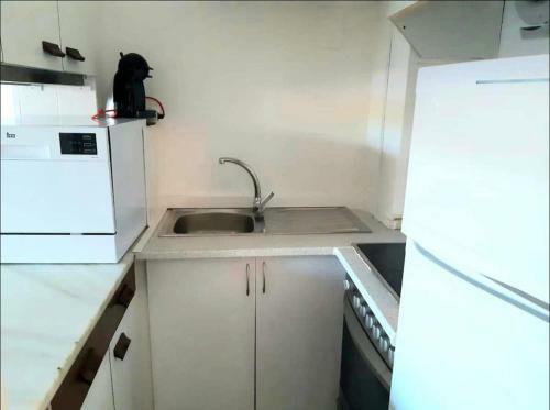 Apartamento En La Playa De San Salvador
