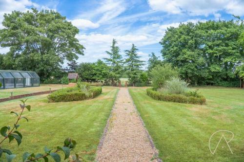 Georgian Manor @ Stoke Park - Private Pool