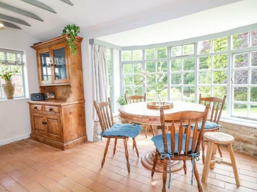 Wood Cottage